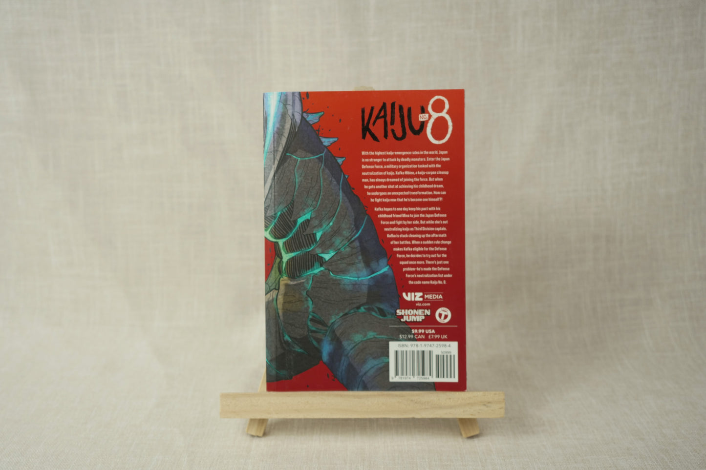 Kaiju No. 8, Volume 1