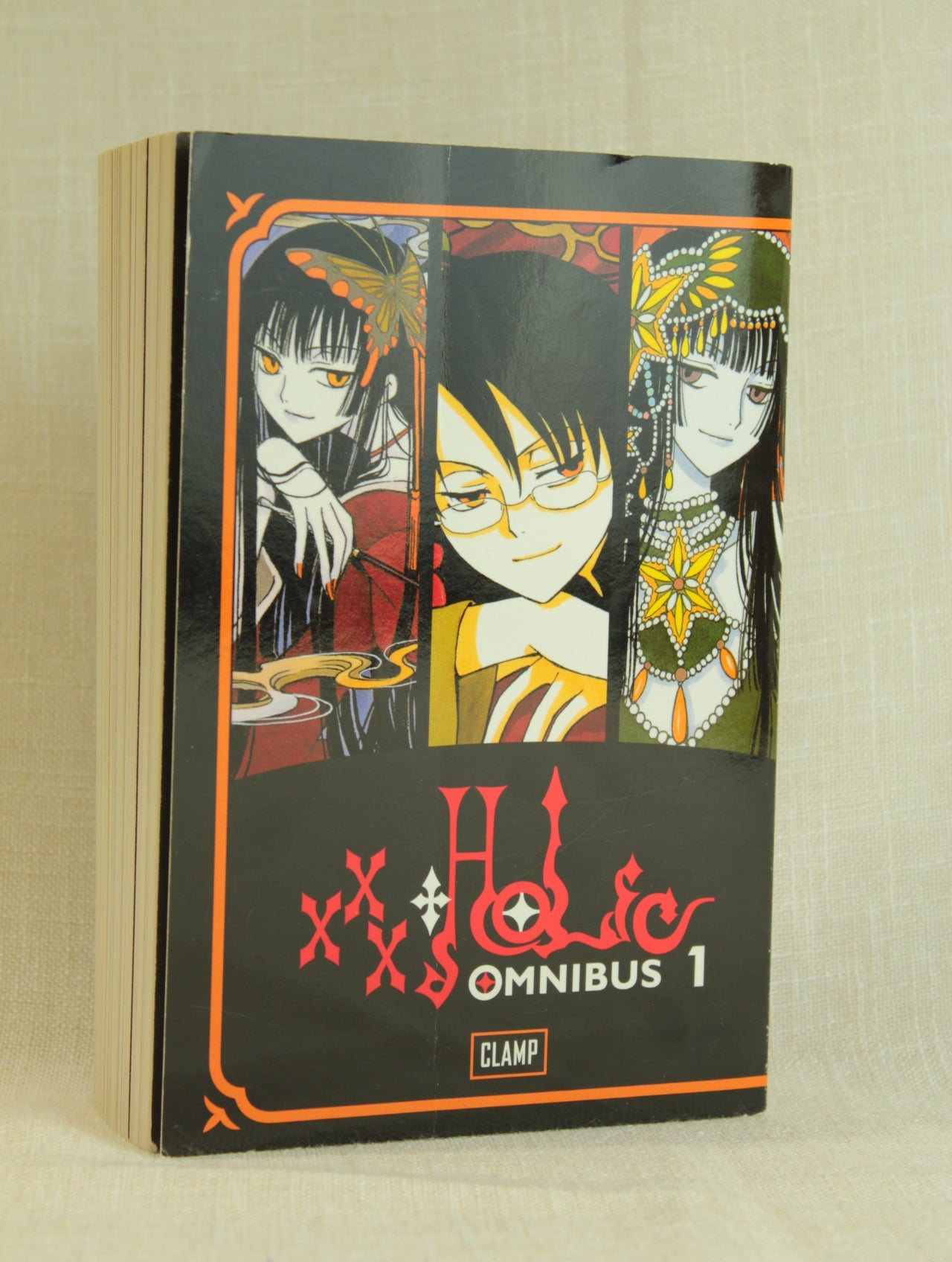 xxxHOLiC Omnibus 1